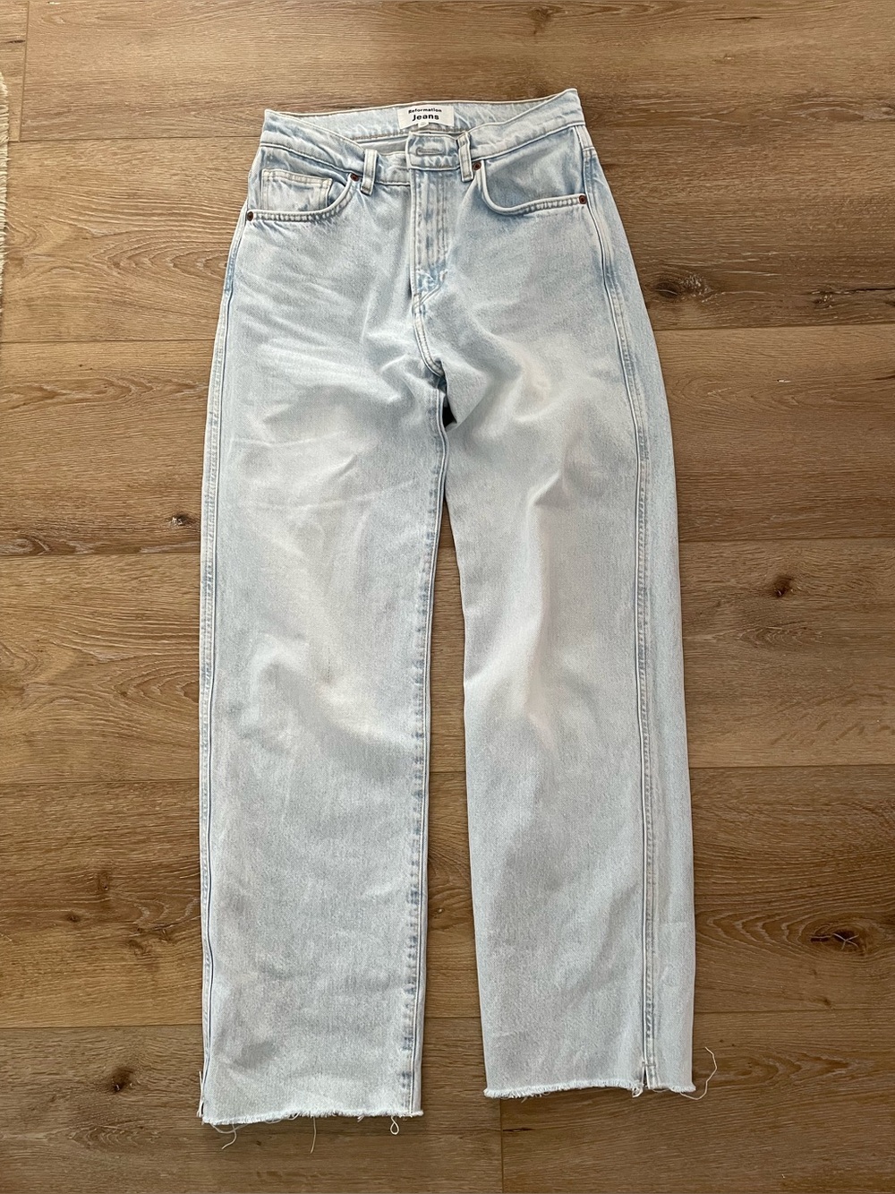 Reformation 90’s mid rise straight jeans size 25 100% cotton
